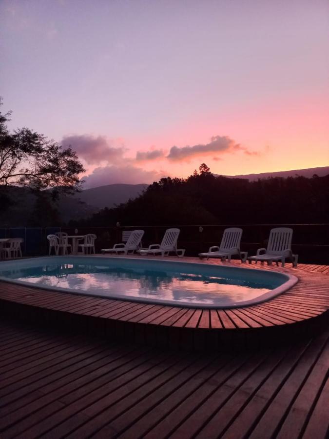 Aconchego Itaipava Hotel Eksteriør billede